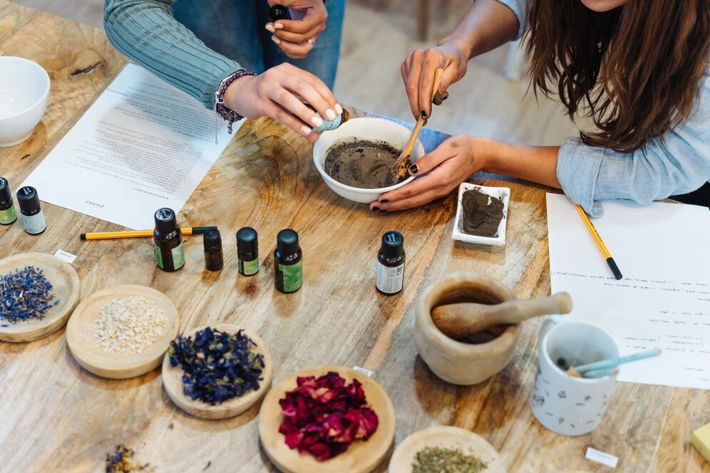 Herbal Medicine for Beginners: Healing with Nature